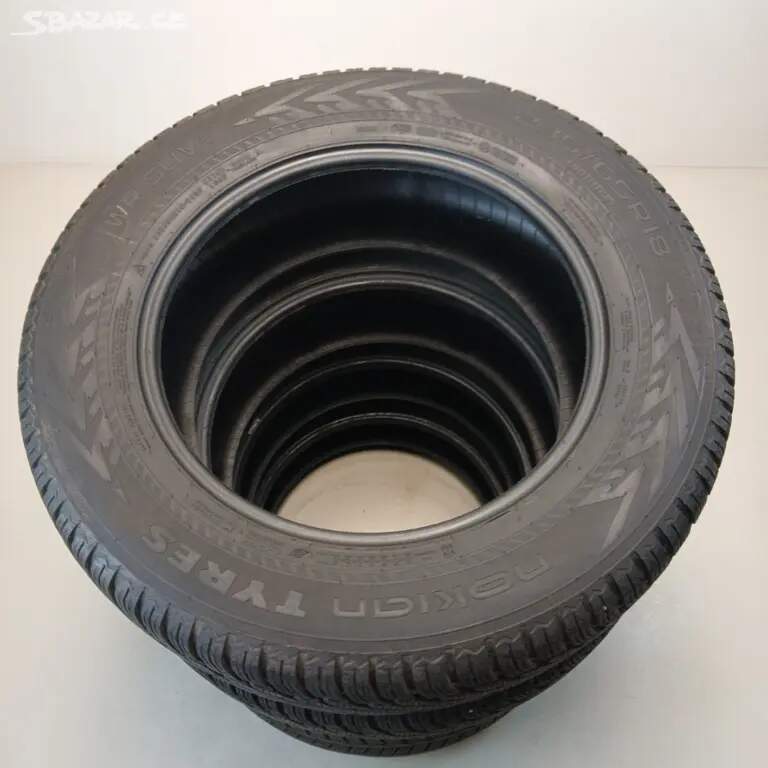 Zimní pneu HANKOOK + NOKIAN TYRES 235/65 R18 110V