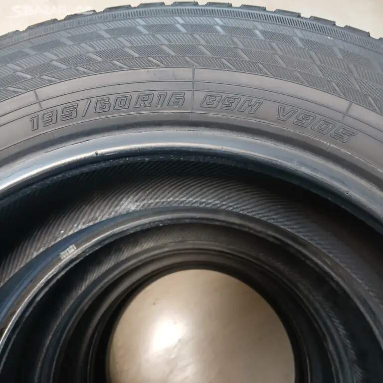 Zimní pneu YOKOHAMA 195/60 R16 89H