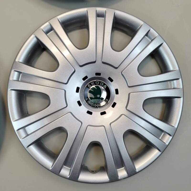 Originální poklice Škoda 15"