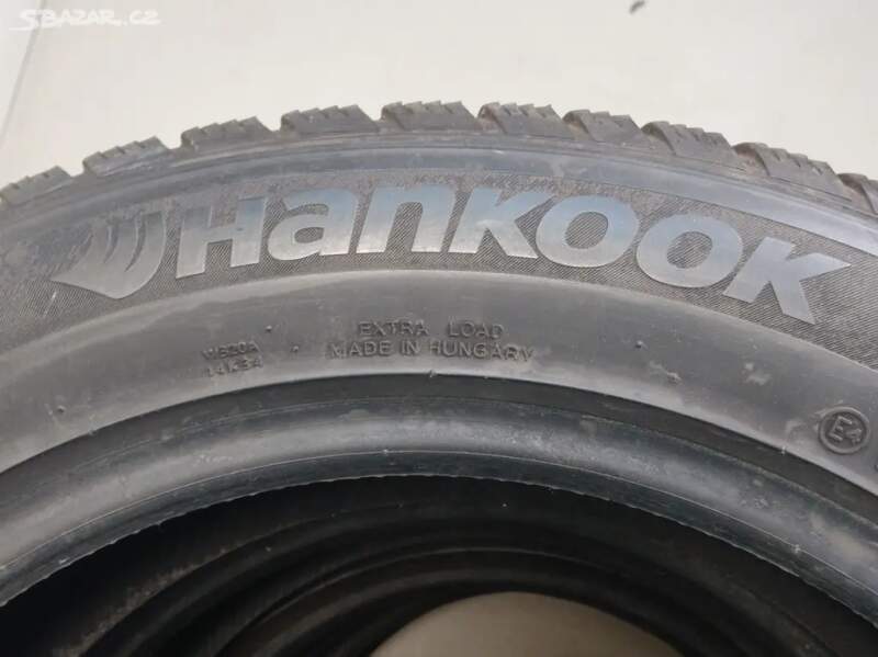 Zimní pneu HANKOOK 225/55 R18 102 V