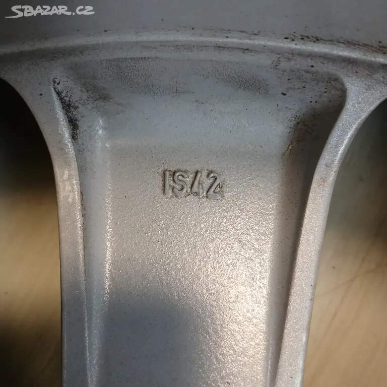 Letní sada kol na OPEL 7Jx17" ET42 pneu BARUM Bravuris 5 R17
