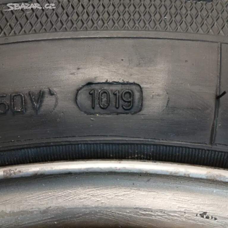 Zimní sada kol na TOYOTA Hilux 16" pneu GoodYear 16"C