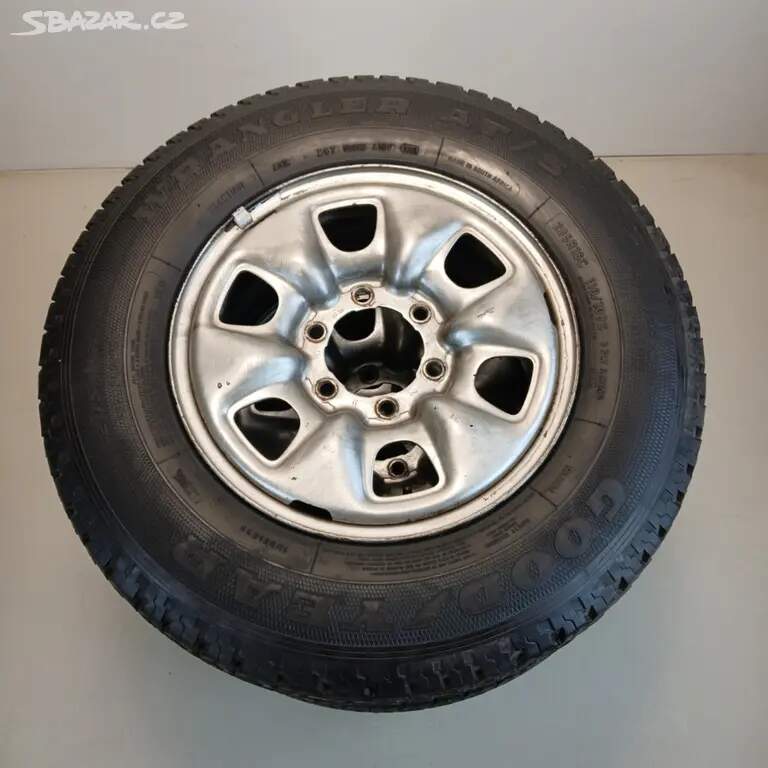 Zimní sada kol na TOYOTA Hilux 16" pneu GoodYear 16"C