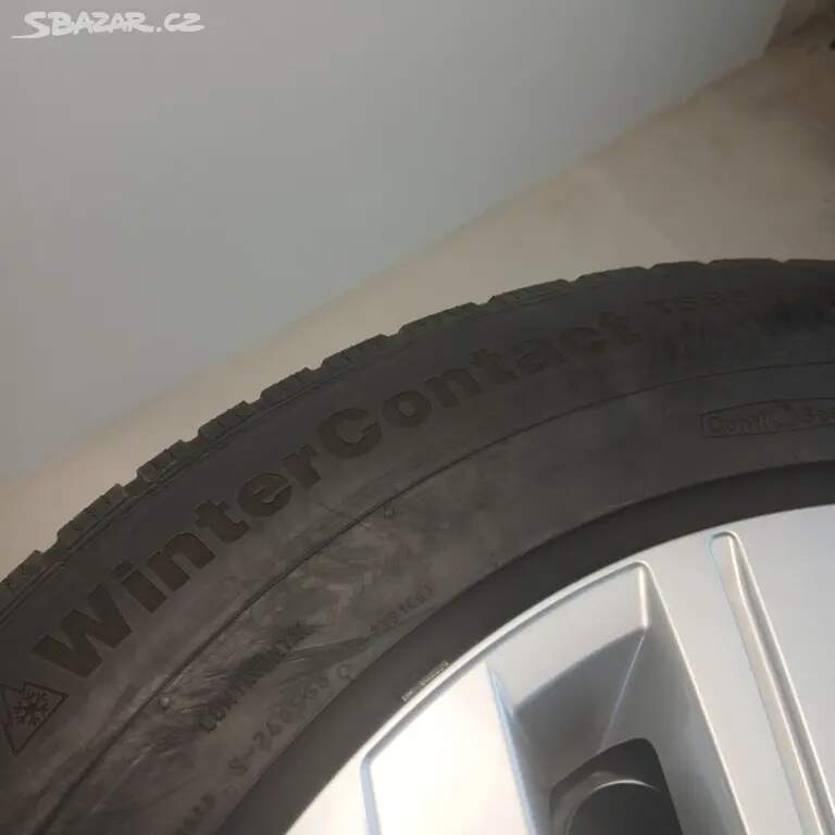 Zimní kola na VOLKSWAGEN/ŠKODA 8Jx18" ET45 pneu CONTINENTAL Winter Contact TS850P R18