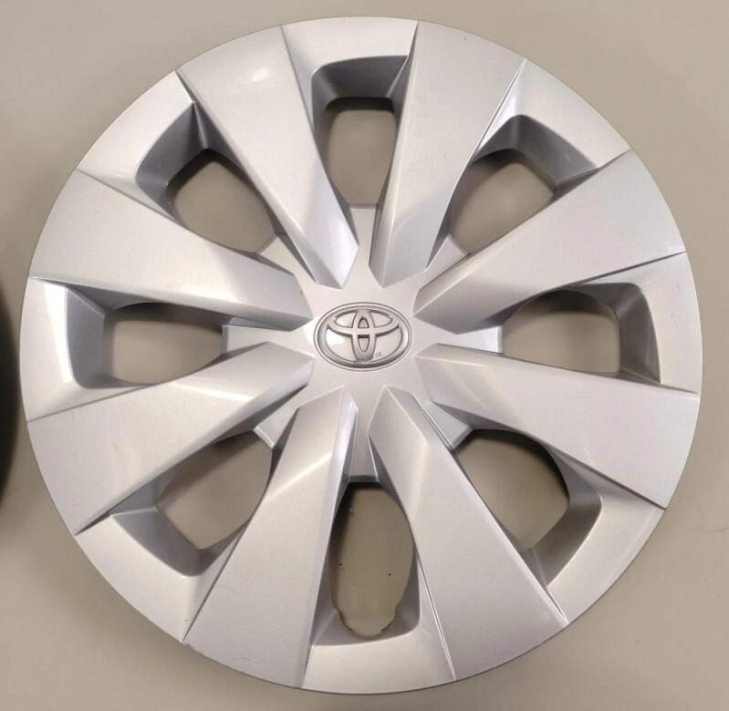 Originální poklice Toyota 15"