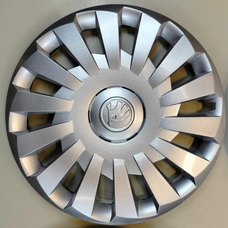 Originální poklice Škoda 16"