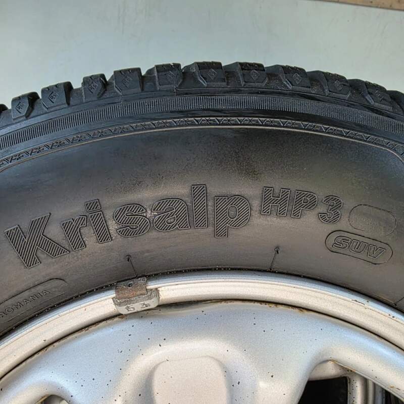 Originální disky na DACIA Duster 16" s pneu Kléber