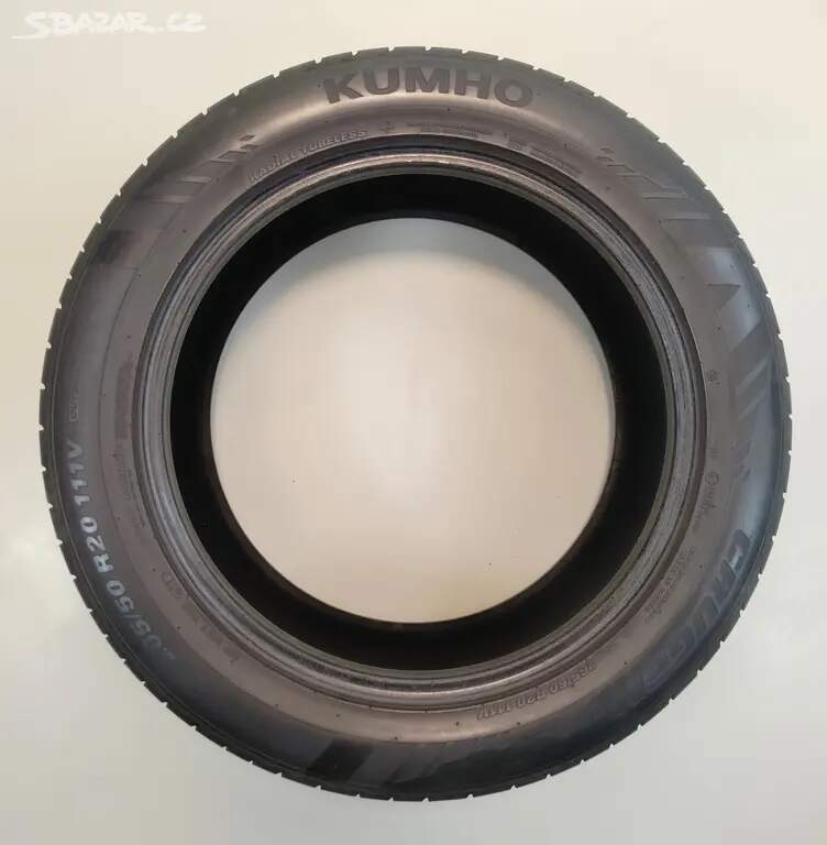 Letní pneu KUMHO 265/50 R20 111V