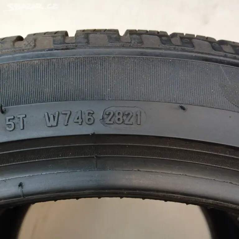 Zimní pneu PIRELLI 305/35 R21 109V