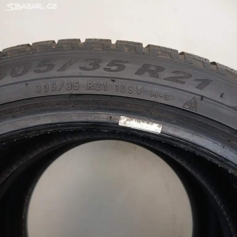 Zimní pneu PIRELLI 305/35 R21 109V