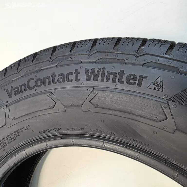 Zimní pneu CONTINENTAL 195/75 R16C 110/108R