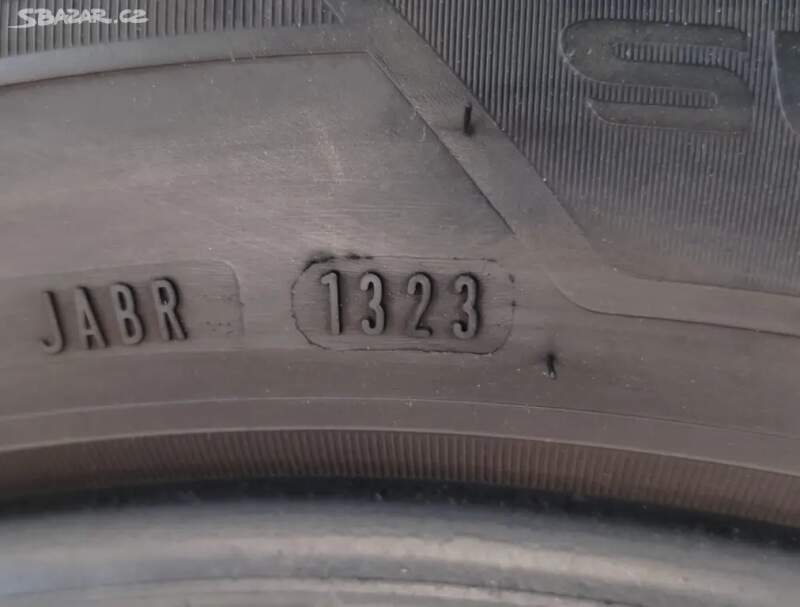 Letní pneu GOODYEAR 230/50 R19 99V