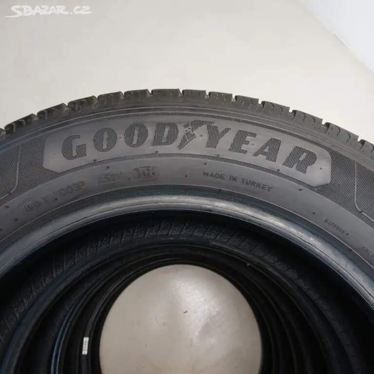 Letní pneu DUNLOP + GOODYEAR 215/60 R17C 109/107 H