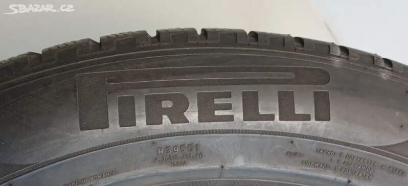 Zimní pneu PIRELLI 235/55 R19 101T