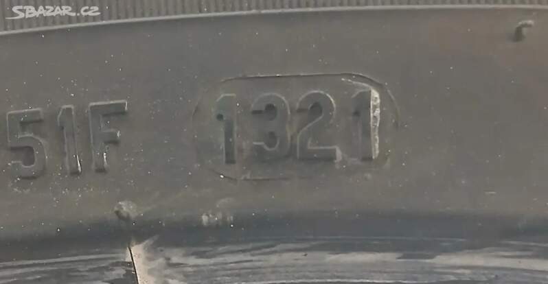 Zimní pneu PIRELLI 235/55 R19 101T