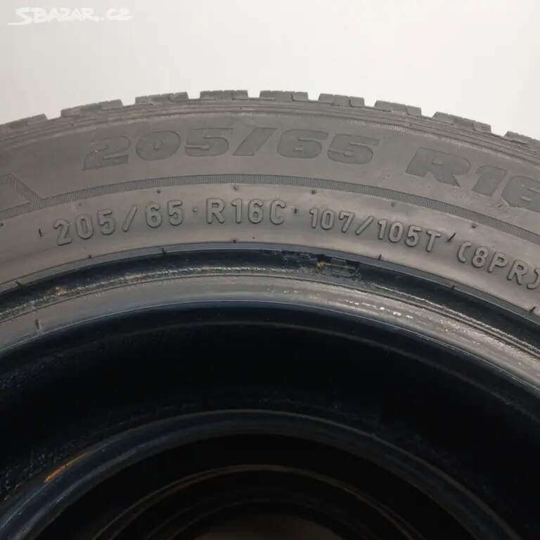 Zimní pneu CONTINENTAL + PIRELLI 205/65 R16C 107/105 T