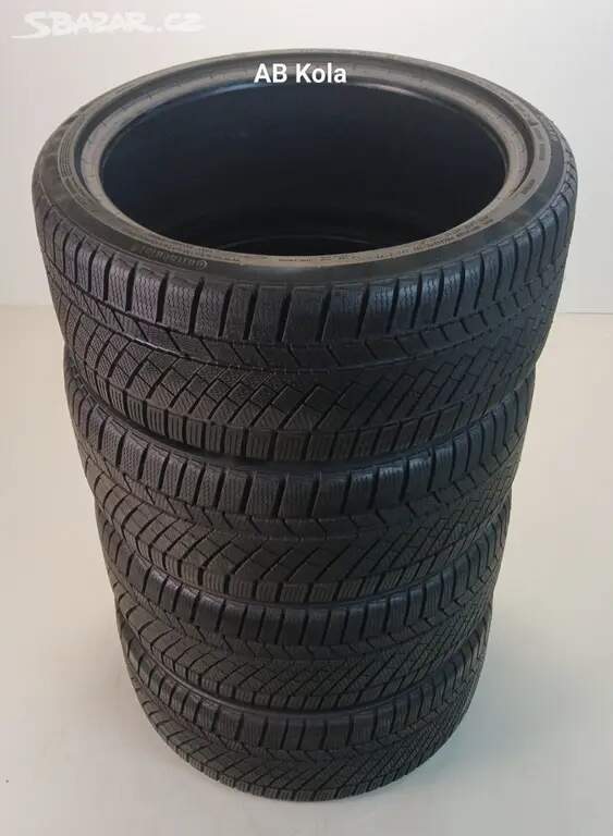 Zimní pneu CONTINENTAL 245/35 R19 93V
