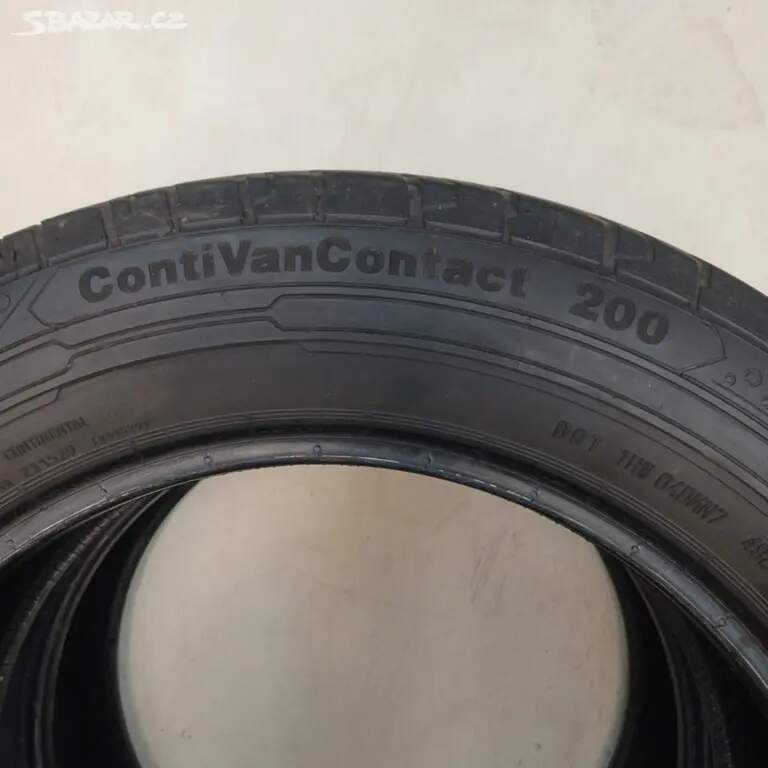 Letní pneu CONTINENTAL 215/60 R17C 109/107T