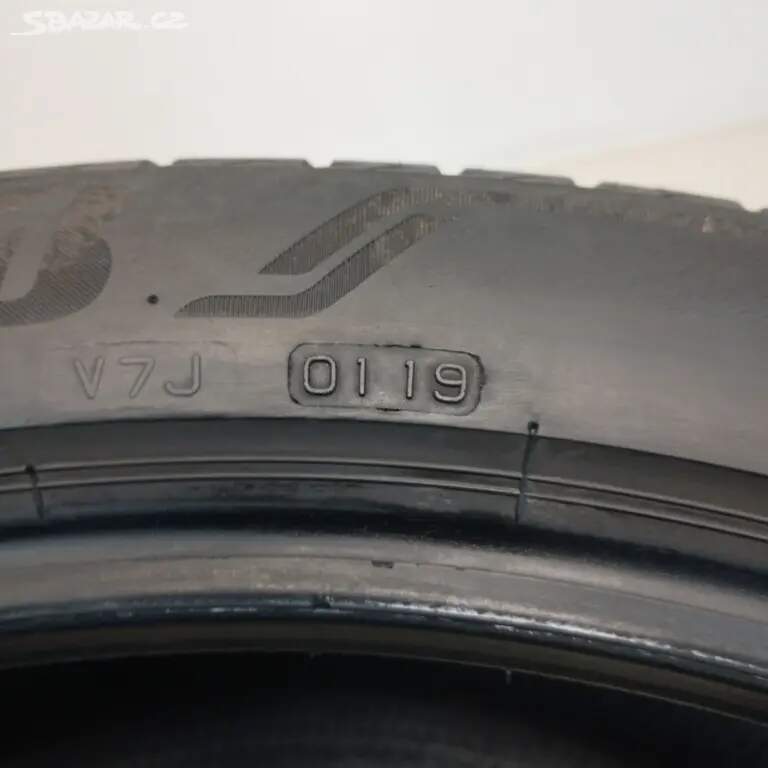 Letní pneu BRIDGESTONE 285/40 R21 109 Y