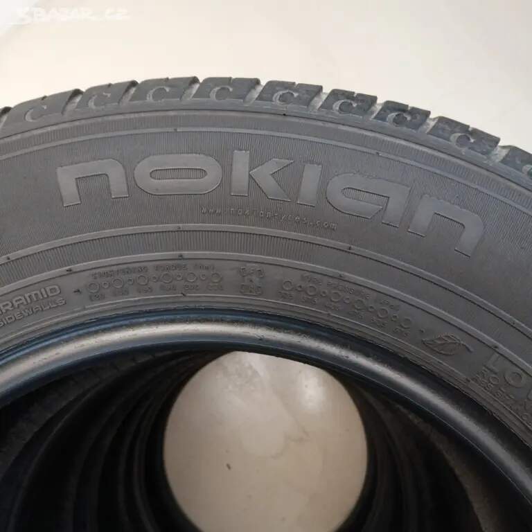 Letní pneu NOKIAN 215/65 R15C 104/102 T
