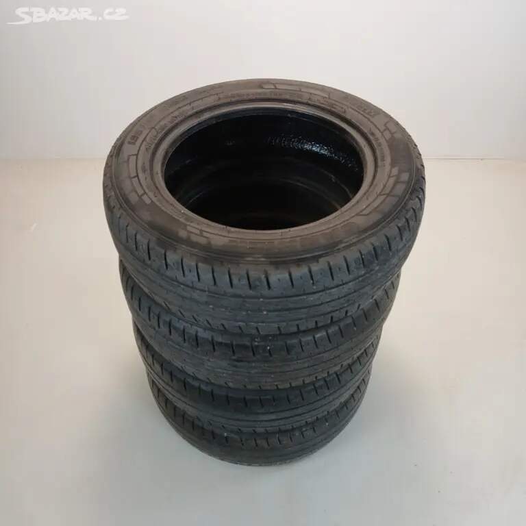 Letní pneu PIRELLI 195/65 R16C 104/102R