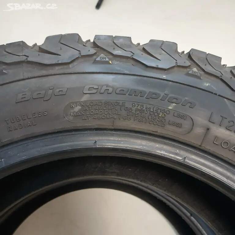 Zimní pneu BFGOODRICH 225/65 R17 107/103S