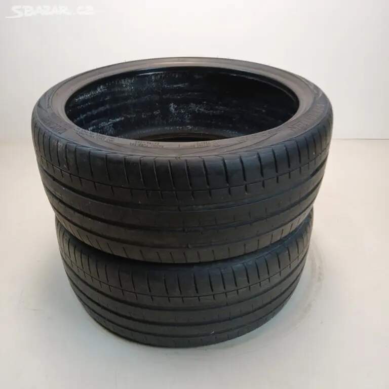 Letní pneu VREDESTEIN 235/35 ZR20 92 Y